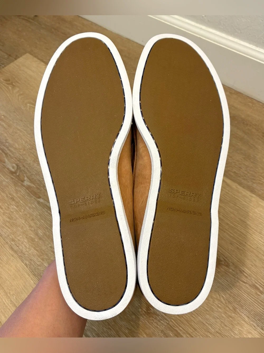 Sperry tan brown